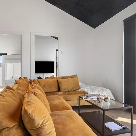 בית נופש Beautiful In With Sauna *